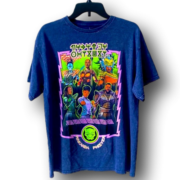 Black Panther Wakanda Forever Graphic T-Shirt - Size Large - NWT - Picture 1 of 3